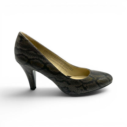 Naturalizer Clava